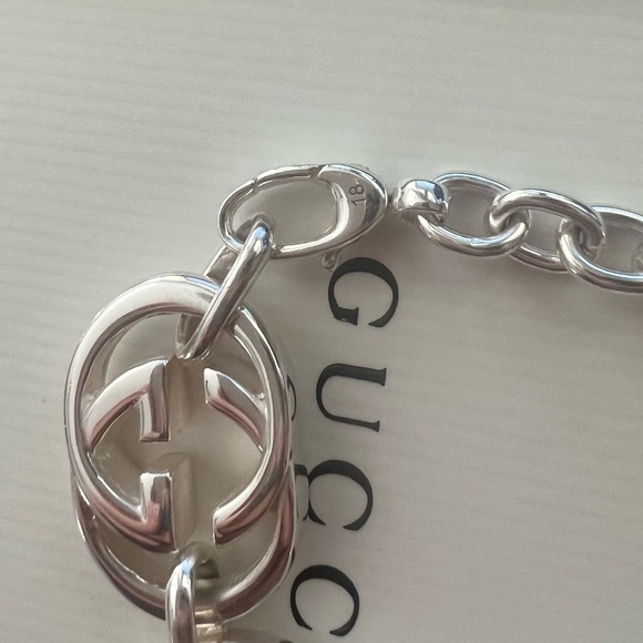 Gucci Britt GG Logo Silver Bracelet*NWB - Picture 3 of 8